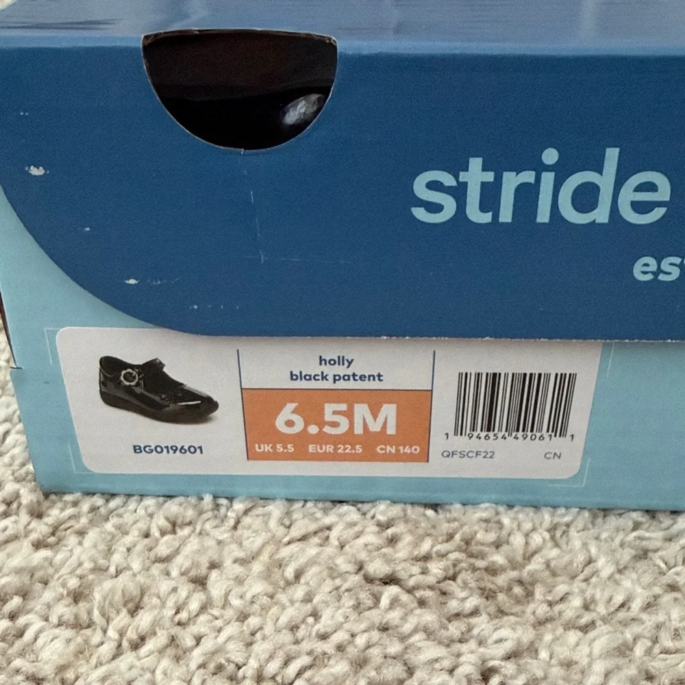 Stride Rite Black Patent Girls Mary Jane Shoe